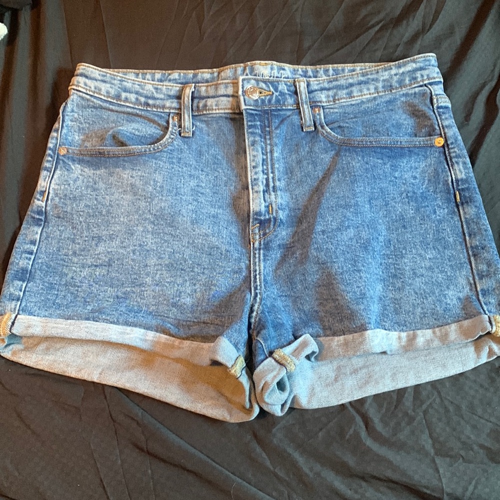 Light blue high rise Jean shorts